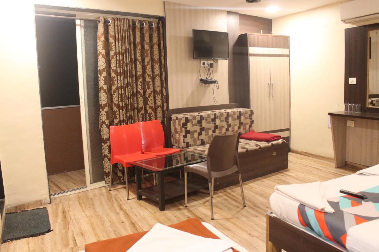 Mukesh Residency 호텔 푸네 외부 사진